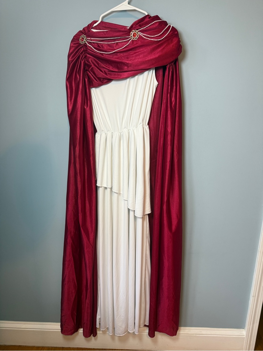 Women’s Roman Costume Size Large with Accessories